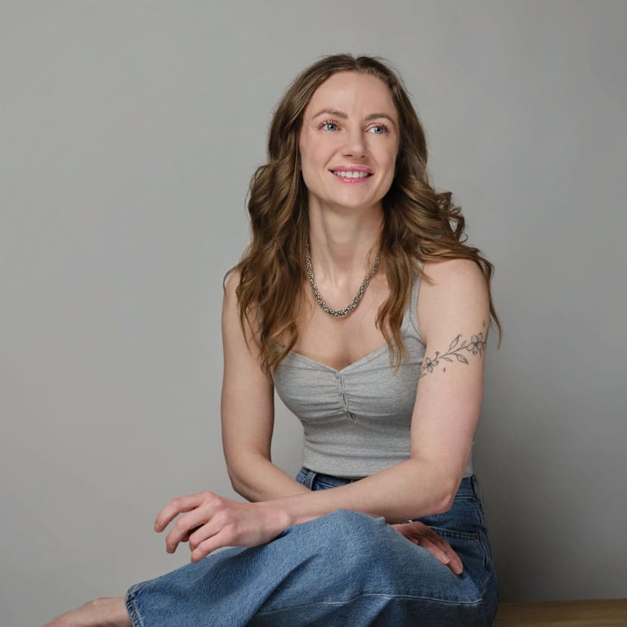 Dr. Sina Gombert, MD